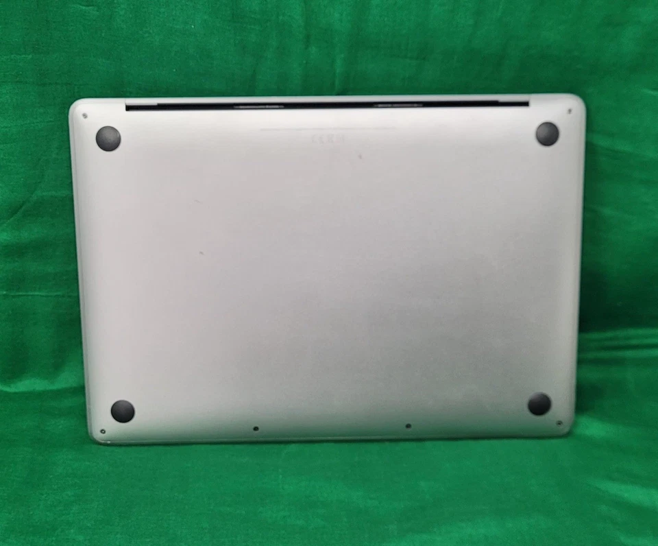 Apple MacBook Pro 13" Core i5 2.30GHz 8GB 256GB 2017 A1708 AZERTY Keyboard - Image 2 of 4