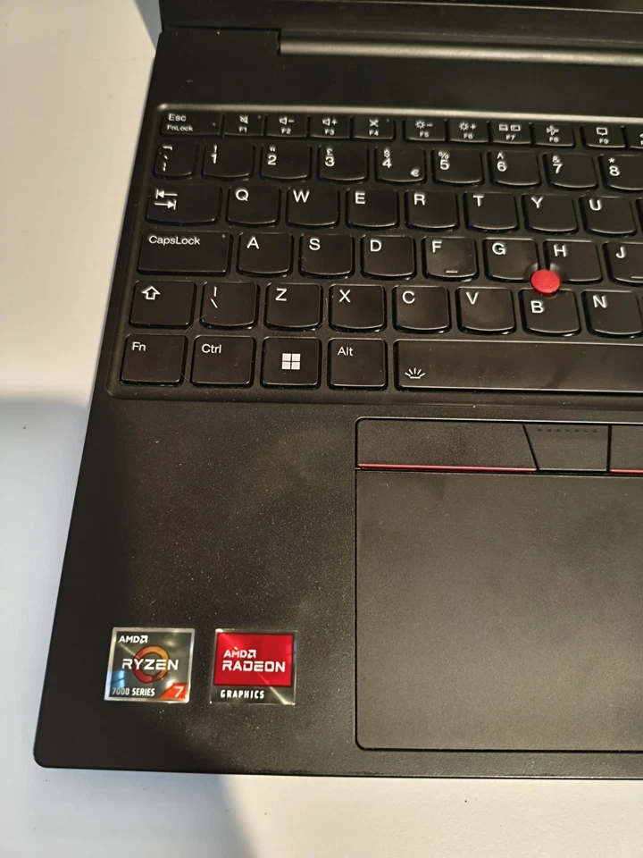 Lenovo ThinkPad E16 G1 · Ryzen 7 7730U · 24GB · 512GB, photo 2 of 5