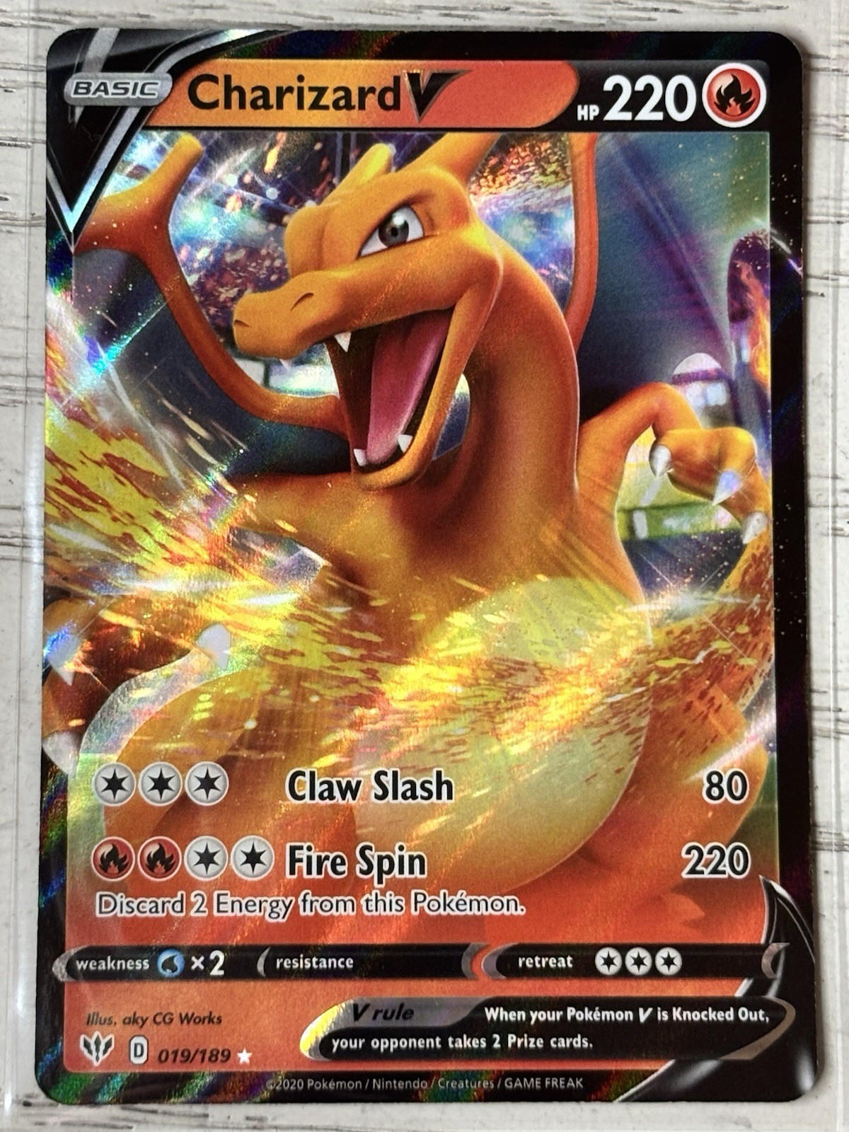 Charizard V 019/189 Holo Rare – Darkness Ablaze – Pokémon TCG NM/M