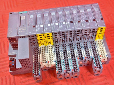 Siemens 6ES7 155-6AU00-0CN0 IM155-6PN HF  + 10 Module  ET200SP  sofort lieferbar