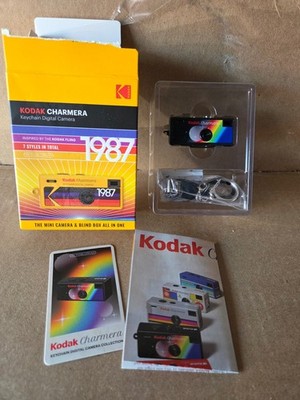 Kodak Charmera Keychain Digital Camera Type 05 Black Rainbow 1987 Fling Retro