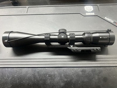 Vortex Crossfire II 4-12x44mm Rifle Scope WITH VORTEX MOUNT