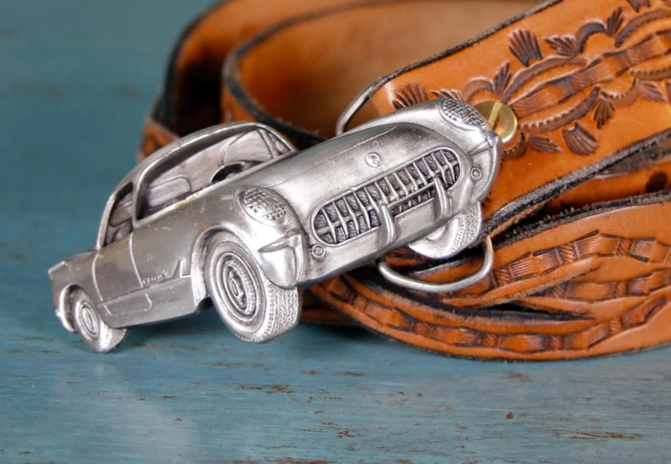 Vintage Bergamota Bronze Funciona 1981 Corvette Fivela de Cinto 42" Cinto de Couro Tooled - Imagem 2 de 4