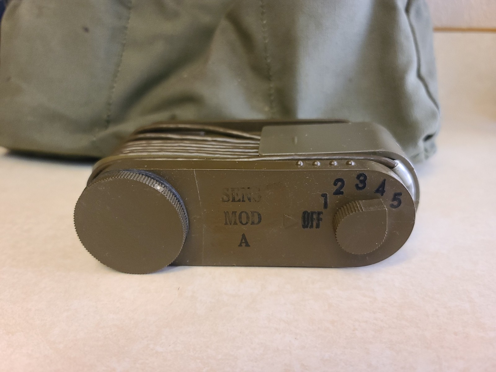 Vintage 1969 Military Vietnam Era Vibration Intrusion Detecting Set TRC- 3A