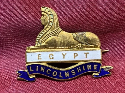 Lovely Bright WW1/2 Enamel Lincolnshire Regiment Sweetheart Brooch w/fixing