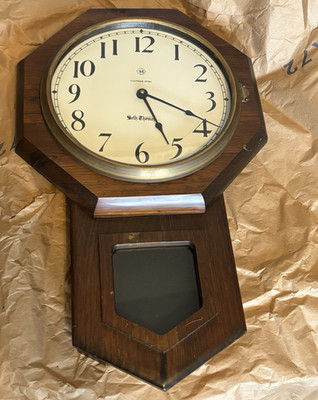 Vintage 1977 Seth Thomas Octagon Wall Clock - Tested & Working Gong Strikes!
