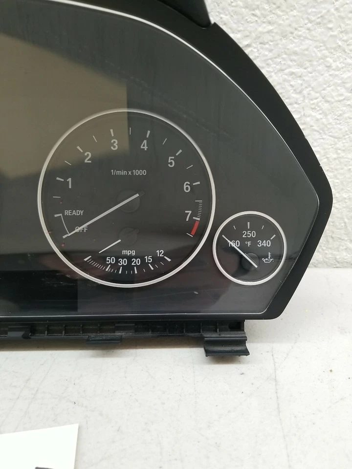 BMW 528I 2012 velocímetro cuadro de instrumentos calibre millas desconocido fabricante original Foto 2 de 4