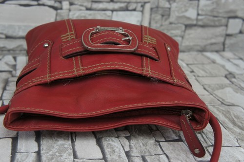 TIGNANELLO DAMEN ECHT LEDER FREIZEIT MESSENGER TASCHE ROT  - Bild 11 von 12