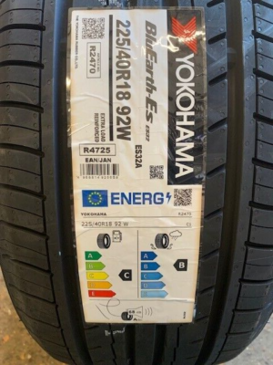 YOKOHAMA BluEarth-Es ES32 225/40R18】夏タイヤ【ベンツ Aクラス 純正