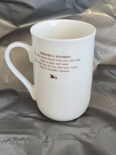 Taza Friendly Enemies Vintage 1985 Bessie Pease Gutmann Niña Con Gato y Perro Usada en Excelente Condición - Imagen 2 de 8