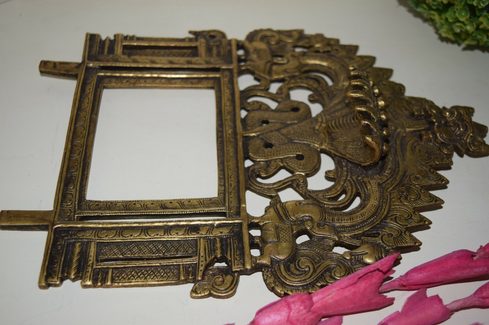 11'' Inches Long Photo Frame Brass Hinduism Art Yali Wall Decor Prabhavali EK349