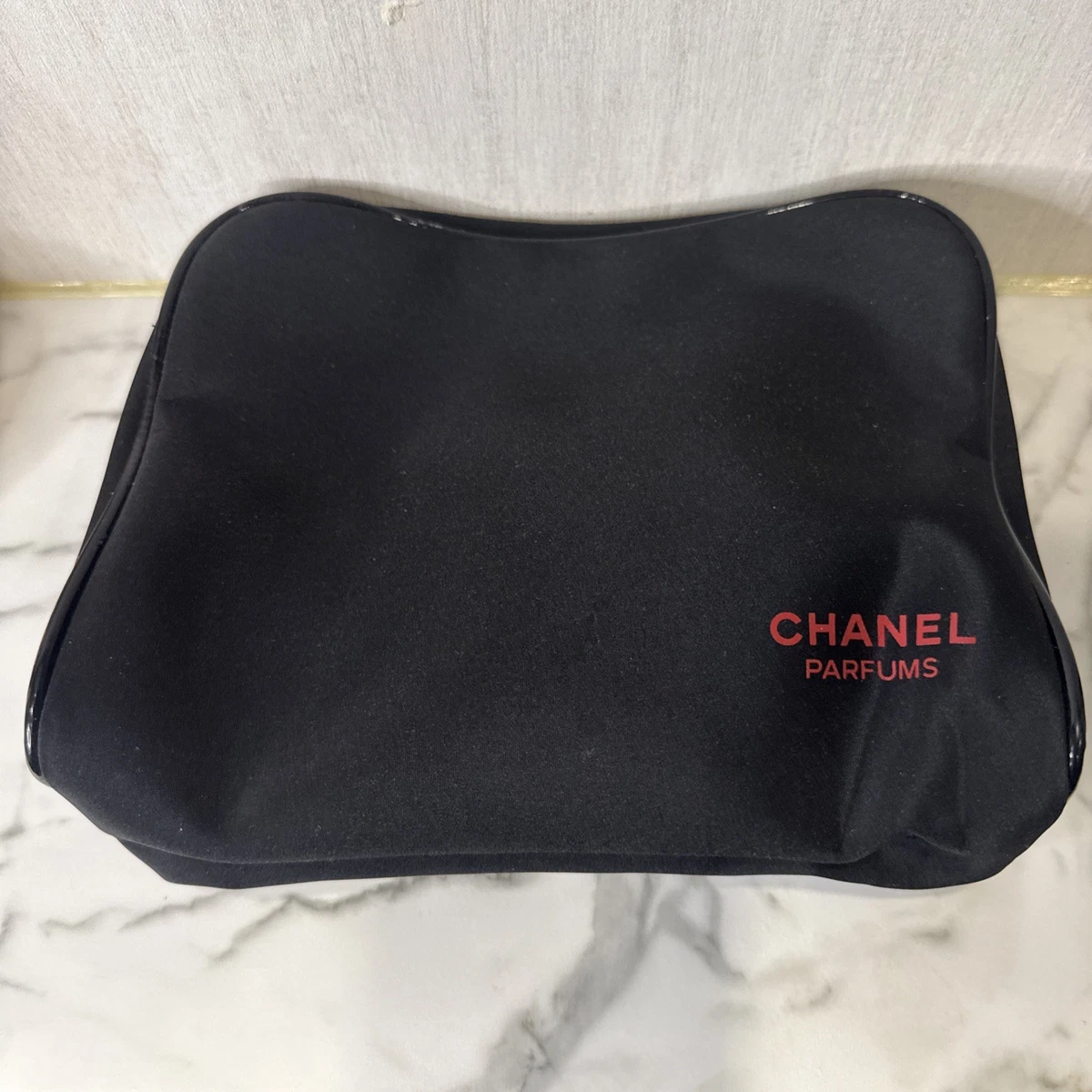 25+ CHANEL Black Fabric Makeup Bags & Cases for sale | Updated Oct