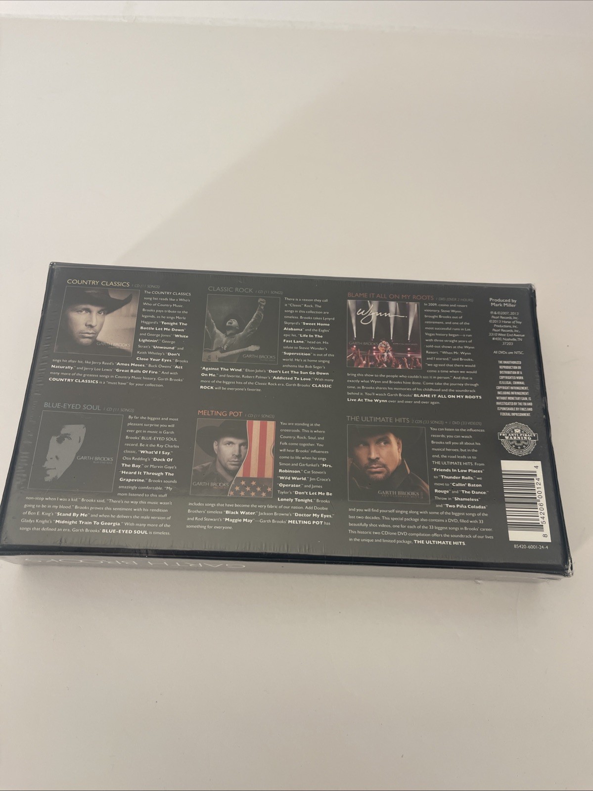 Garth Brooks Blame It All On My Roots 6 CD Plus 2DVD New Sealed Set thumbnail 2