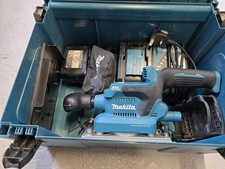 Makita DBO380Z 18v LXT 1/3 Sheet Brushless Finishing sander mint condition