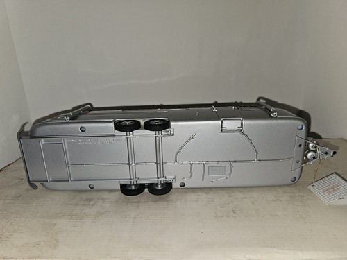 Auto giocattolo Franklin come nuova Franklin come nuova modelli di precisione Air Stream 1968 Landyacht - Foto 7 di 9