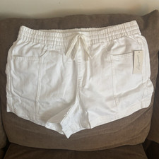 Universal Thread Women's White Chino Shorts XL Cotton Twill Elastic Drawstring