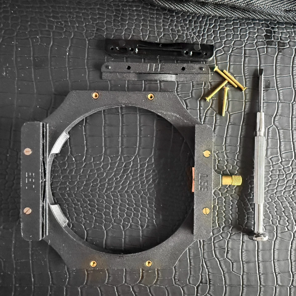 Lee Filters Foundation Kit 100 / Push-on filter holder for 100mm Outer Diameter - Image 2 of 3