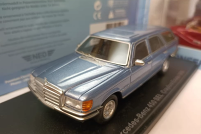NEO 1/43 Resin car model Mercedes Benz 450SEL Crayford Estate 1976