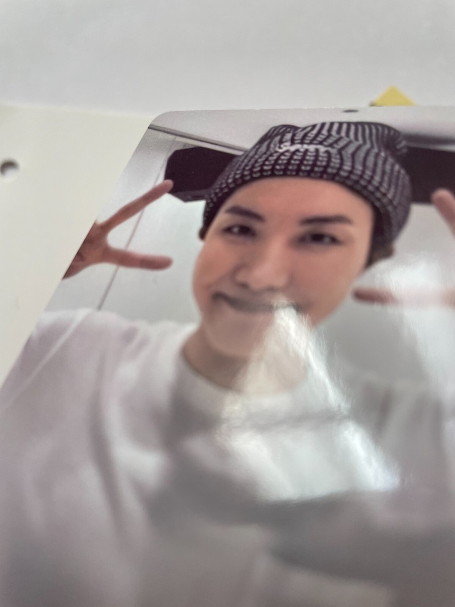 BTS J-HOPE MEMORIES OF 2017 Official Photocard With mount Blu-ray