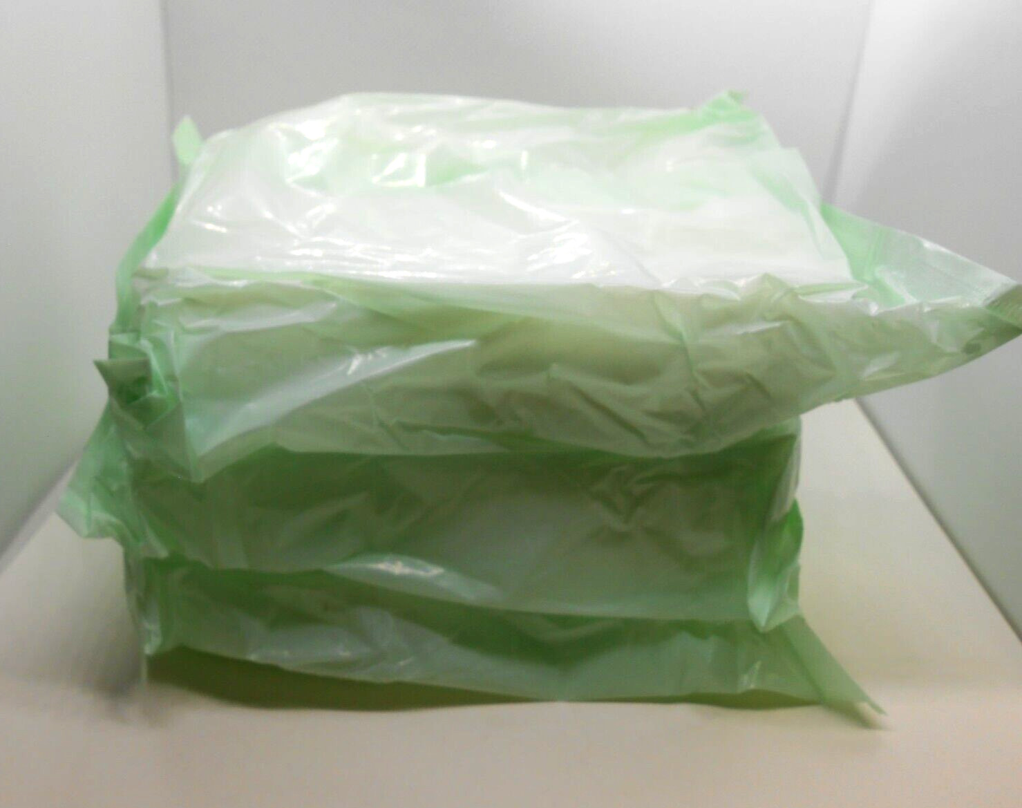 Almohadilla para incontinencia de absorción Tena Intimates Ultimate para mujer - Paquete de muestra de 3 almohadillas