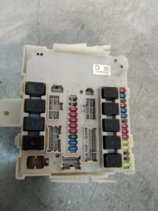 284B6EB30C Caja Reles/Fusibles para NISSAN PATHFINDER (R51) 2.5 dCi LE 2 186563 - Imagen 4 de 4