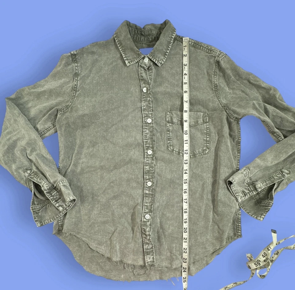 Rails ingrid moss Raw acid Wash Button front shirt size XS long sleeve green - Image 4 of 4