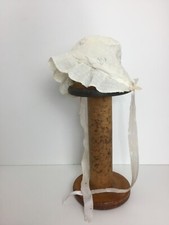 Vintage Baby Infant Ruffle Muslin Lined Bonnet Size 0-3