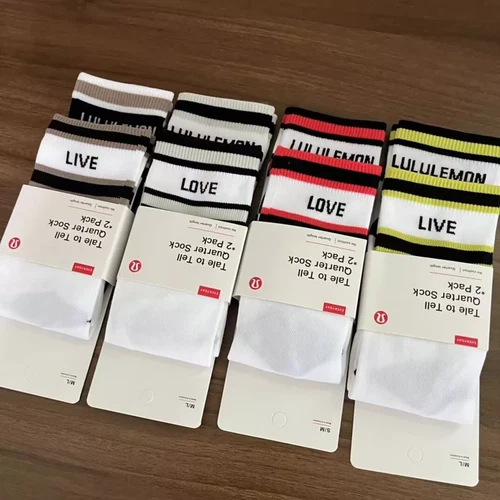 2 Pair Lululemon Athletic Socks TALE TO TELL MID CREW SOCK Size - Picture 3 of 19