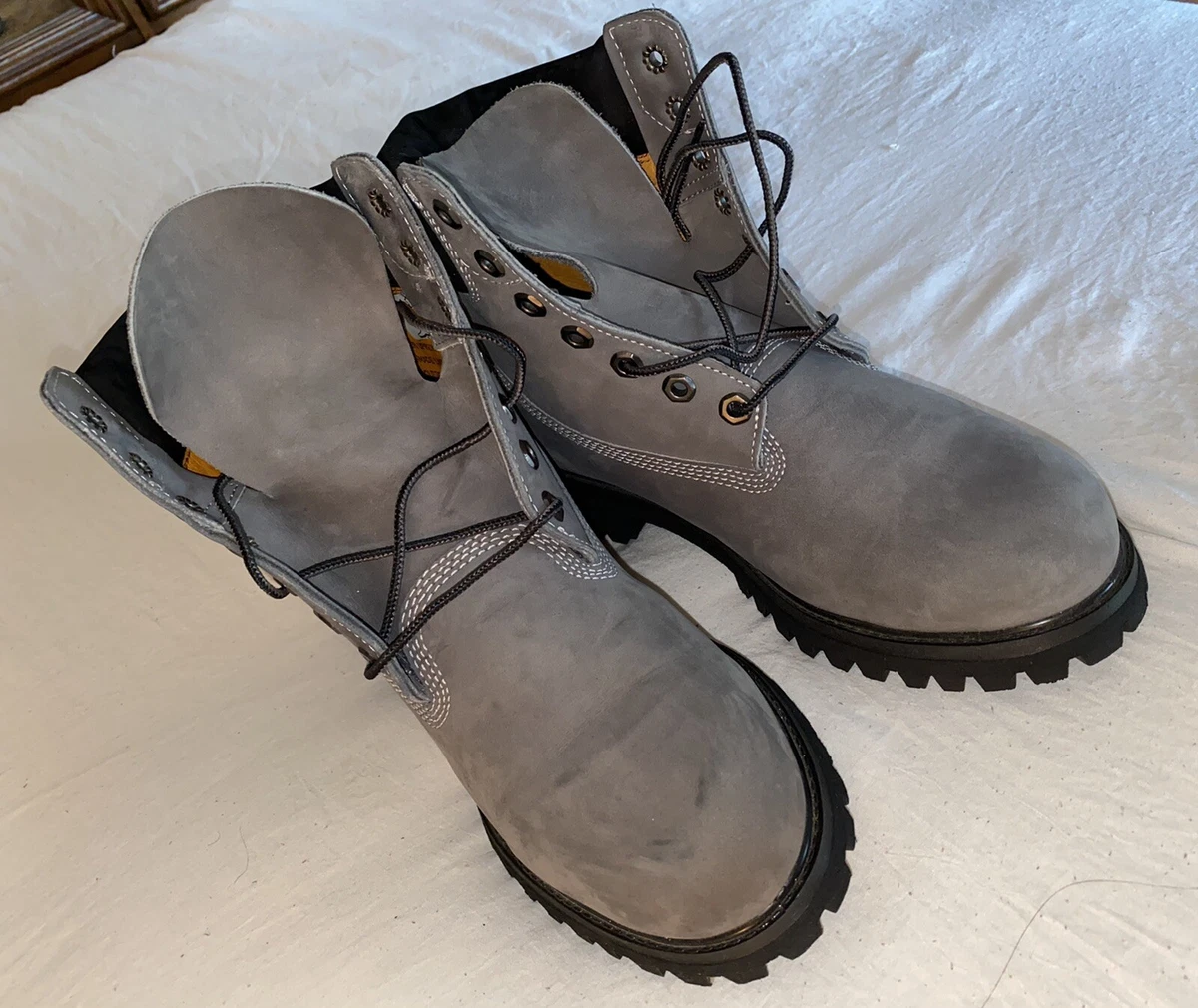 Timberland boots men. Size 8 Premium ￼Graphite….. Suede Classic (Year 2000-01￼) |