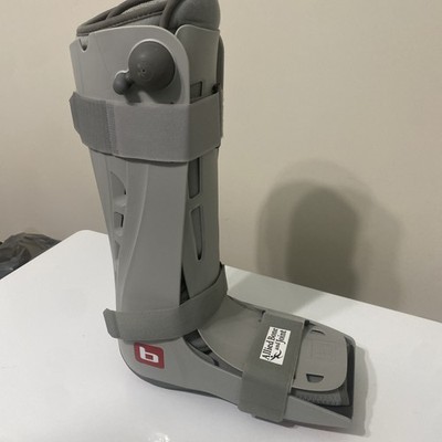 Breg Genesis Full Shell Walker, Tall Genesis 3Strap Size Large NEW Damage Bubble