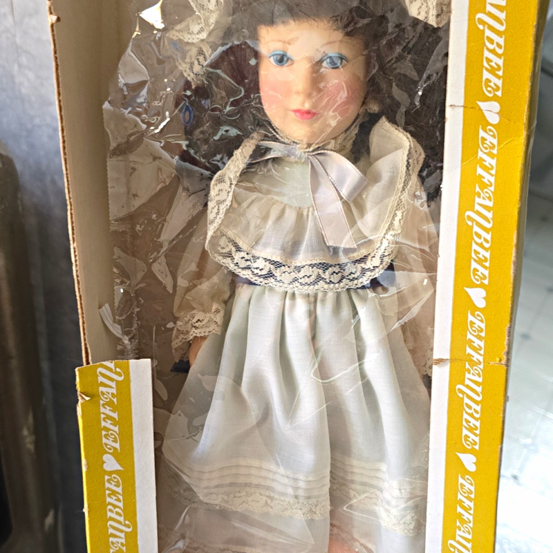 Effanbee Girl Play Doll 7483 White Lace Dress Blue Bow w/ Opened Box