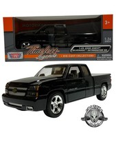 2006 Chevrolet Silverado Intimidator SS Pickup Black 1/25 Diecast Car  Motormax