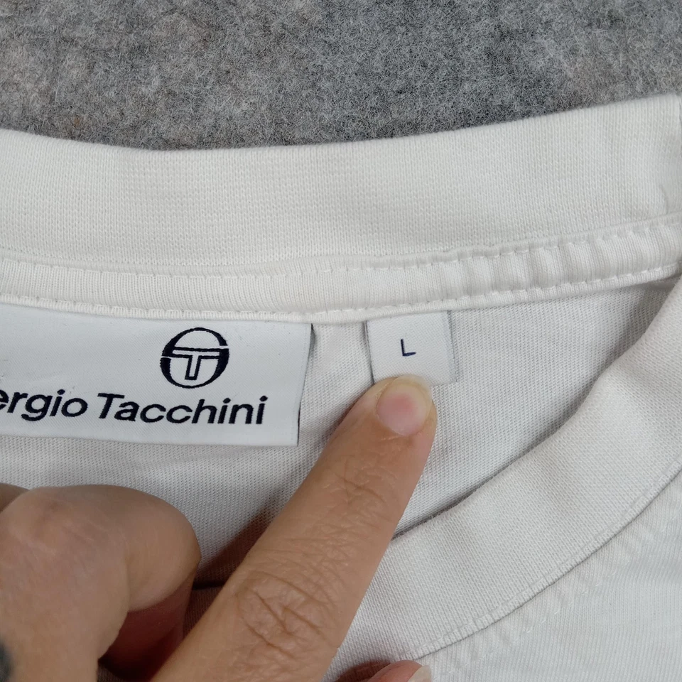 Camisa Sergio Tacchini Para Hombres Grande Blanca Gráfico Logo Manga Corta Algodón Tenis Foto 3 de 4