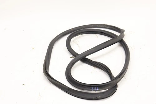 Tailgate seal rubber