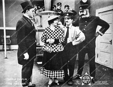 5958-18 Charles Chaplin, Lloyd Bacon, Edna Purviance, Eric Campbell - 1916 short
