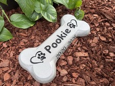 Customizable Pet Memorial Garden Stone Personalized Memorial Dog Bone Concrete