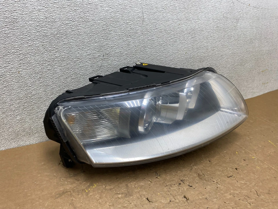 2005 至 2008 年奥迪 A6 右乘客侧车头灯 AFS 氙气高强度放电原始设备制造商 V5997 DW — 第 3/4 张图片