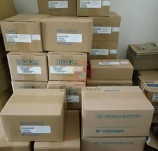 1PC NEW YASKAWA SERVO MOTOR SGMGH-44ACA6E