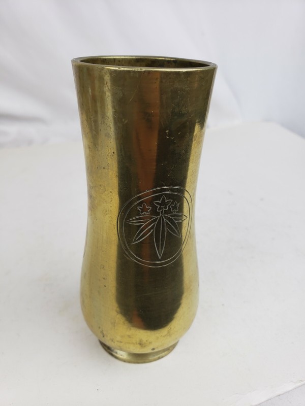 Nice vintage japanese or chinese brass vase