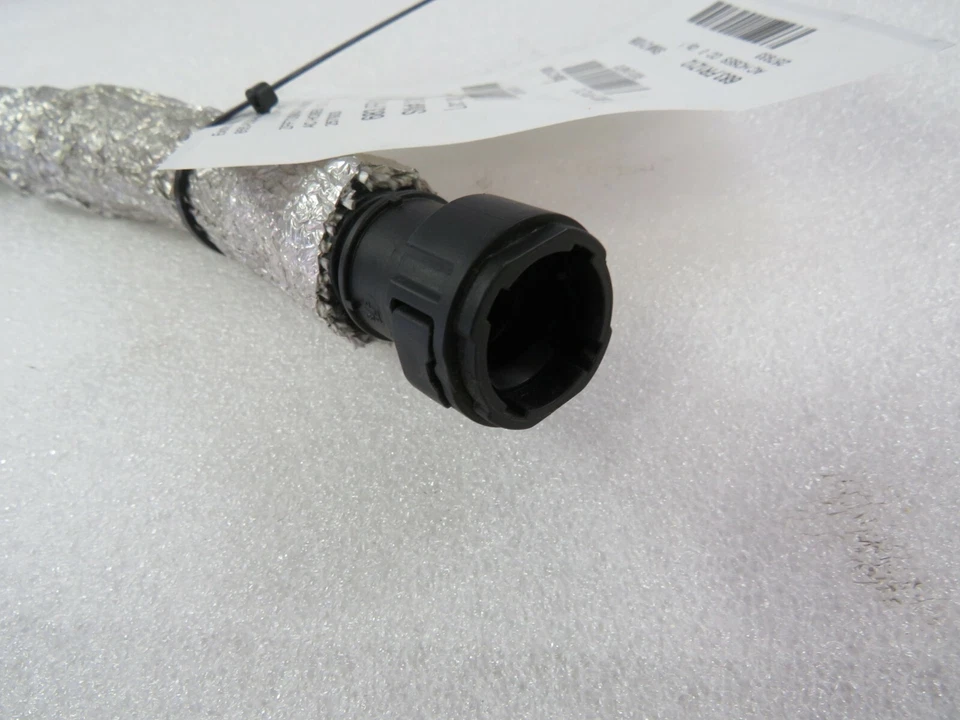 Ferrari FF, AC Hose, Used, P/N 257933 - Image 3 of 4