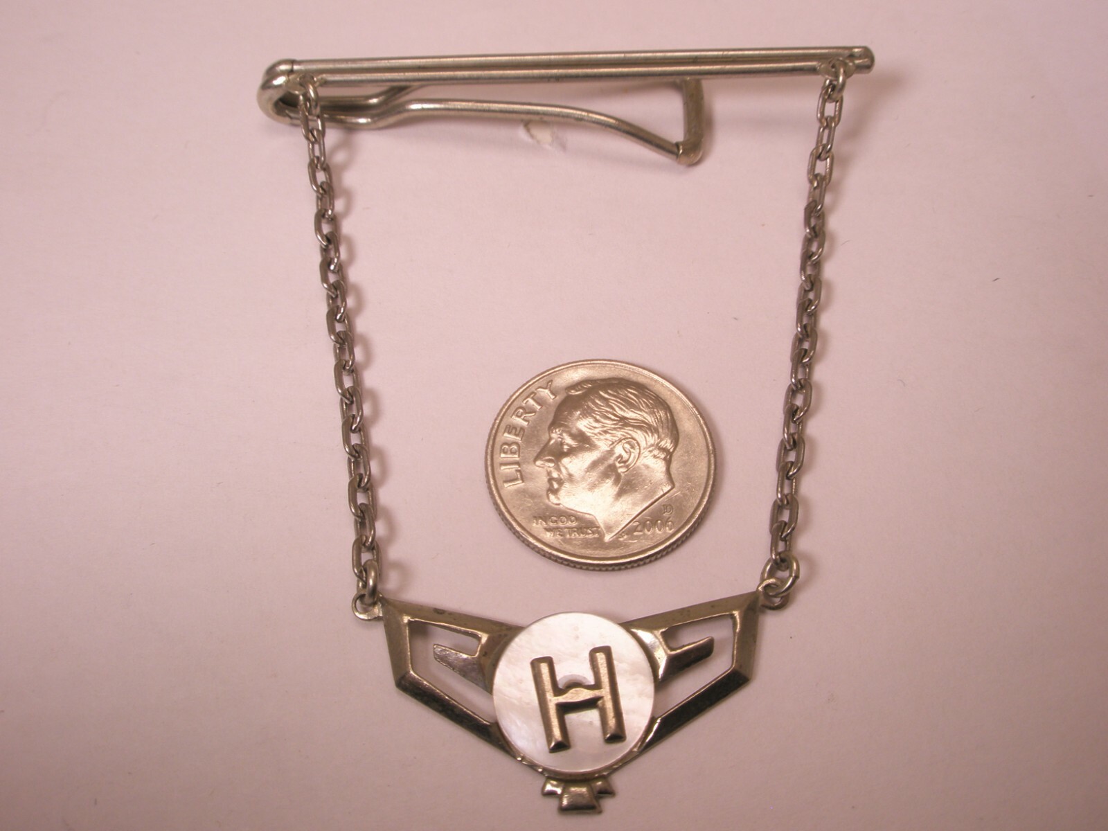 H MOP Monogram Initial Cable Link Chain Vintage A… - image 2