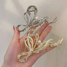 Large Bow Pearl Hair Claw Clip Metal Grab Clip Hair Clip Women Hair Accessories.