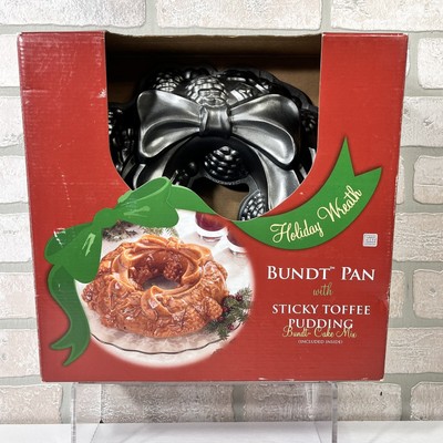 Nordic Ware Holiday Wreath Bundt Pan Nordic Ware Holiday Outlet