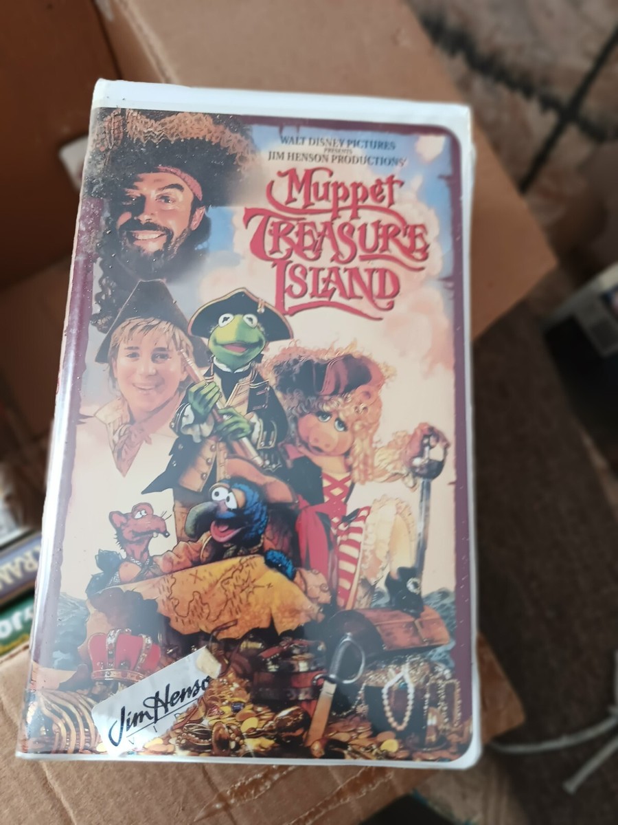 Muppet Treasure Island VHS 1996 Clamshell Jim Henson Walt Disney