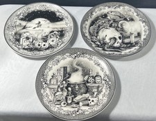 Eatin Fine Dining Halloween 7 5/8  Dessert Pl...