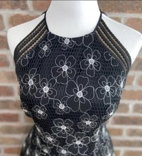 Women's Carmen Marc Valvo Black Flower Dress Size 10 Gorgeous