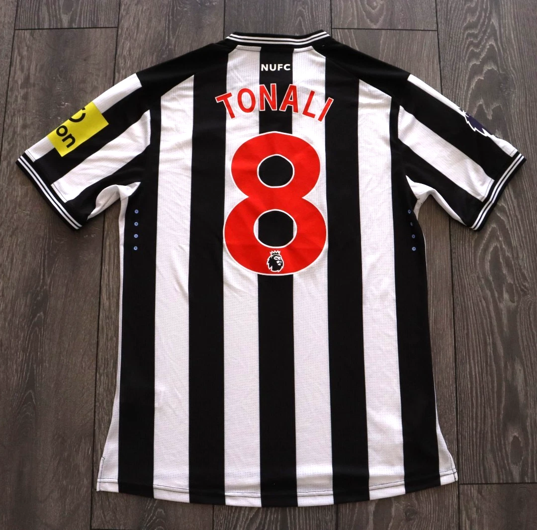 Newcastle Unit  ユニフォーム Lサイズ サイズ. L Preços baixos em Tamanho L Newcastle United International Club