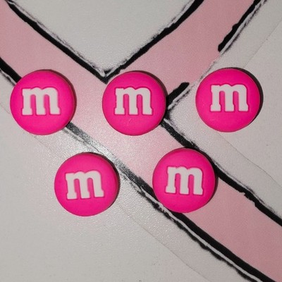 5er Pack Pink Chocolate M&M's Charms für Crocs, Bubble Slides, Sandalen & Clogs
