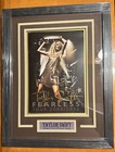 Signed Autographed 2009/2010 TAYLOR SWIFT FEARLESS Tour Program Book PSA DNA COA