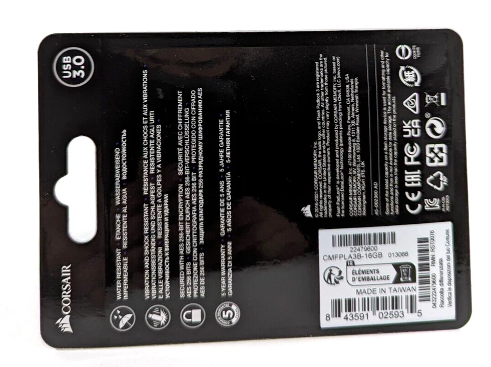 Corsair CMFPLA3B-16GB USB 3.0 Flash Padlock 3- Black/Blue - Image 4 of 4